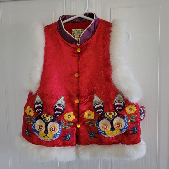 Nian Yi Lucky bunny brocade vest for kids - Picture 3 of 6